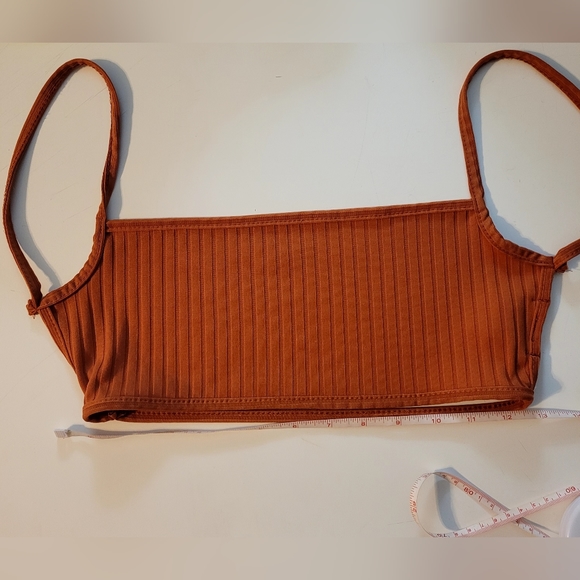 Pretty Little Thing Bandeau - Picture 9 of 10